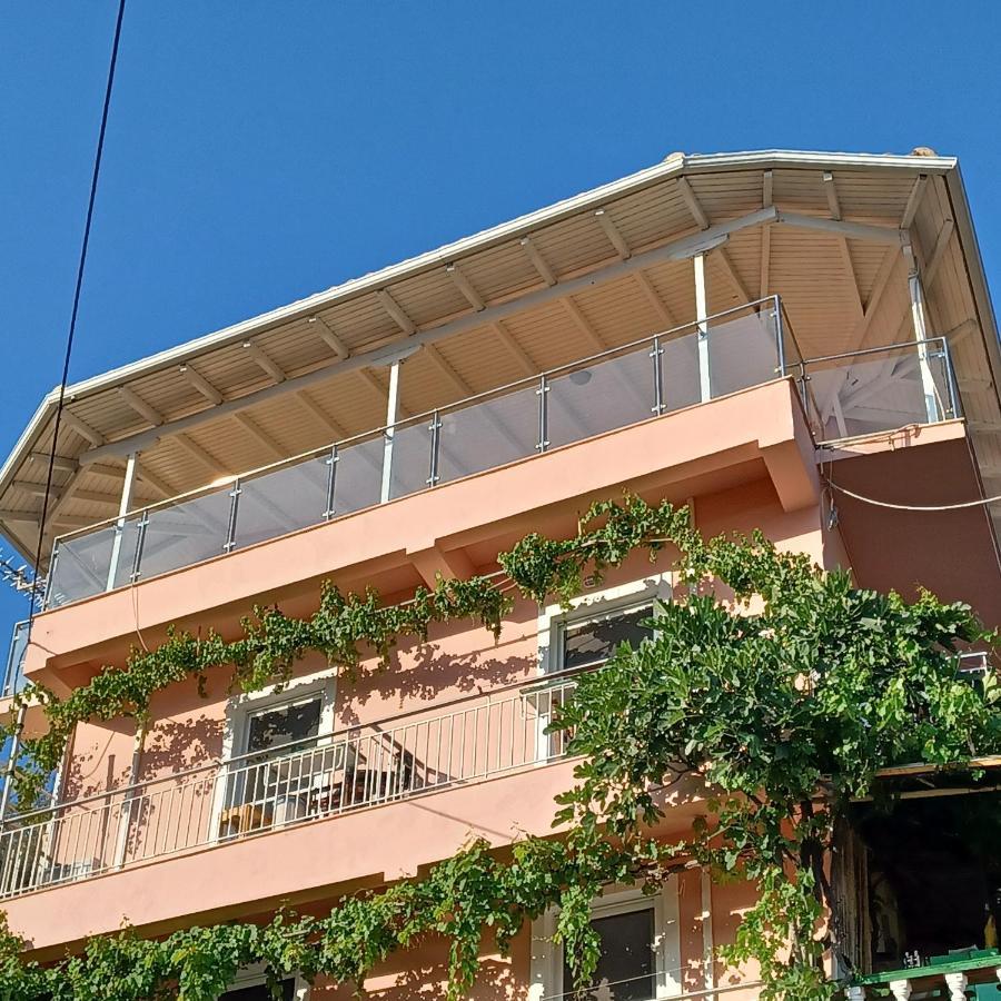 Penthouse Vasiliki Apartment Exterior photo